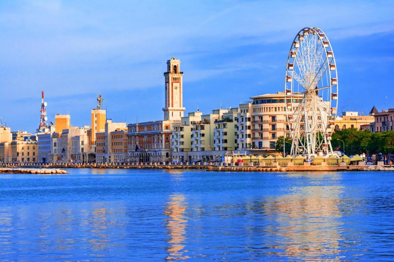 Appartement 100 Sqm Terrace, Close To The Old Town & Shopping Area & Harbour Bari